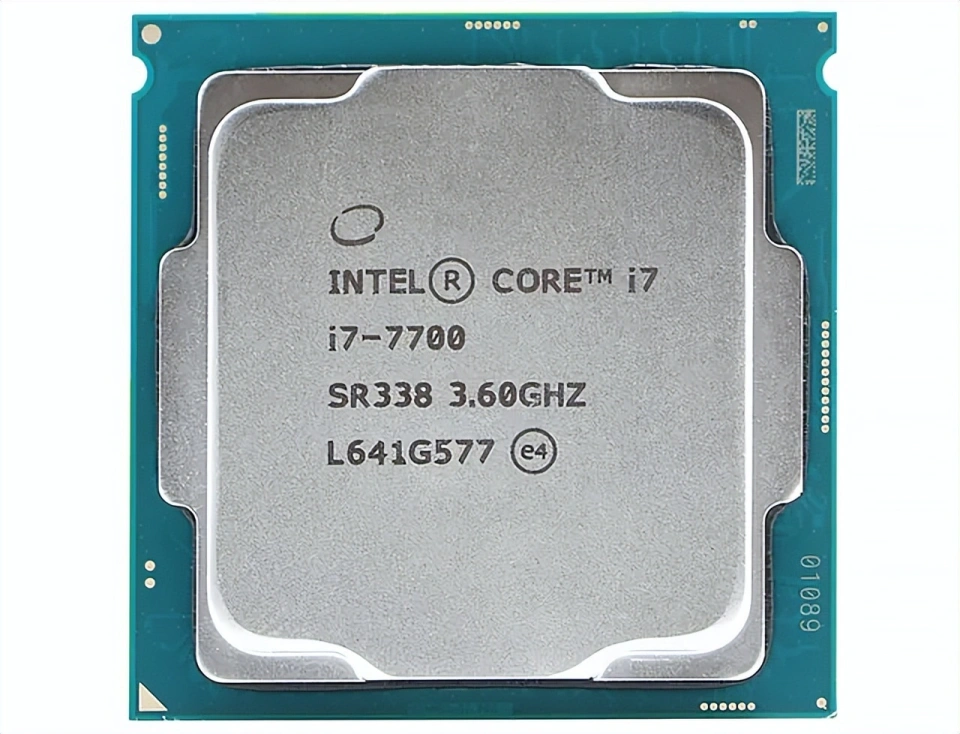 前几月分享酷睿处理器游戏评测，今实测 Core i7-770
