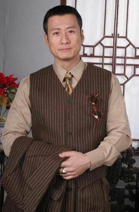 孙兴感情经历_孙兴事业巅峰与陨落_孙兴与骆莉娜