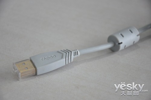 雷柏V500S全无冲全背光游戏键盘拆解评测