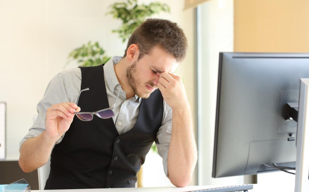 脉络膜脱离症状_脉络膜脱离病因_脉络膜新生血管