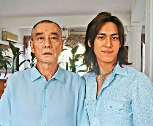 陈楚河 父亲 陈启礼 介绍_陈楚河 家境 背景故事_陈楚河家到底多有钱啊