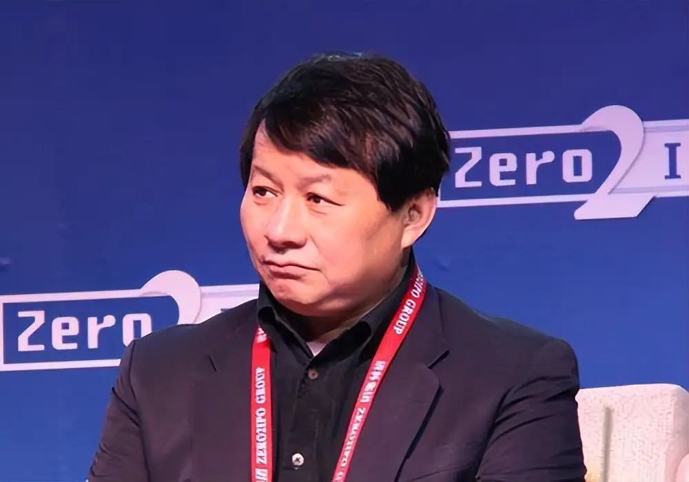 熊晓鸽出身故事_熊晓鸽简介_熊晓鸽父亲退役军人经历