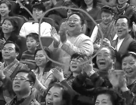 揭秘兔年春晚笑脸哥冉东升 12 年盘踞春晚观众席背后故事