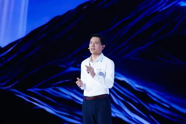 新闻金字塔结构的特点_新闻倒金字塔结构_新闻金字塔结构图