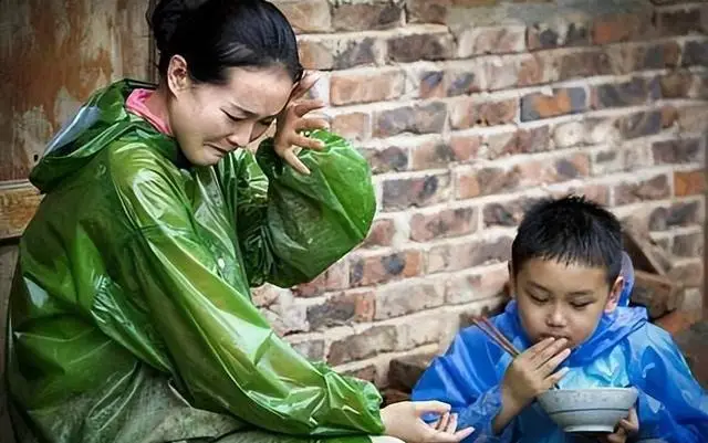 王艳婚姻悲剧_王艳的老公王志才多大_王艳经历坎坷