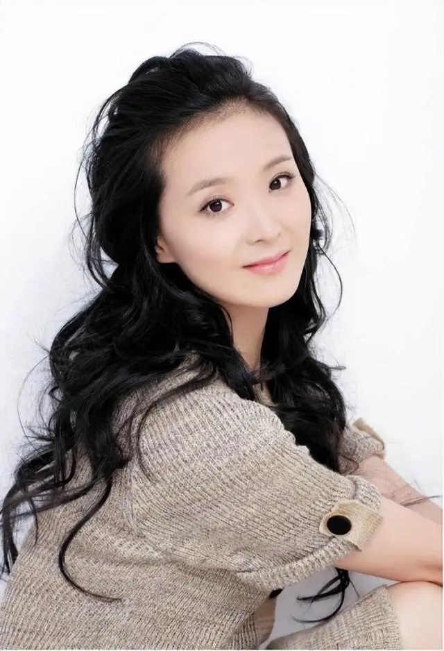 王艳的老公王志才多大_王艳 丈夫 王志才 婚姻经历_王艳 演艺事业 重返荧幕 晴格格