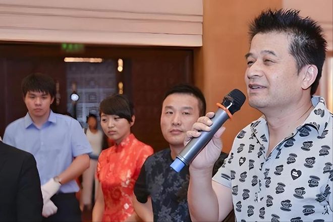 毕福剑星光大道经历_毕福剑饭局录像_毕福剑主持生涯