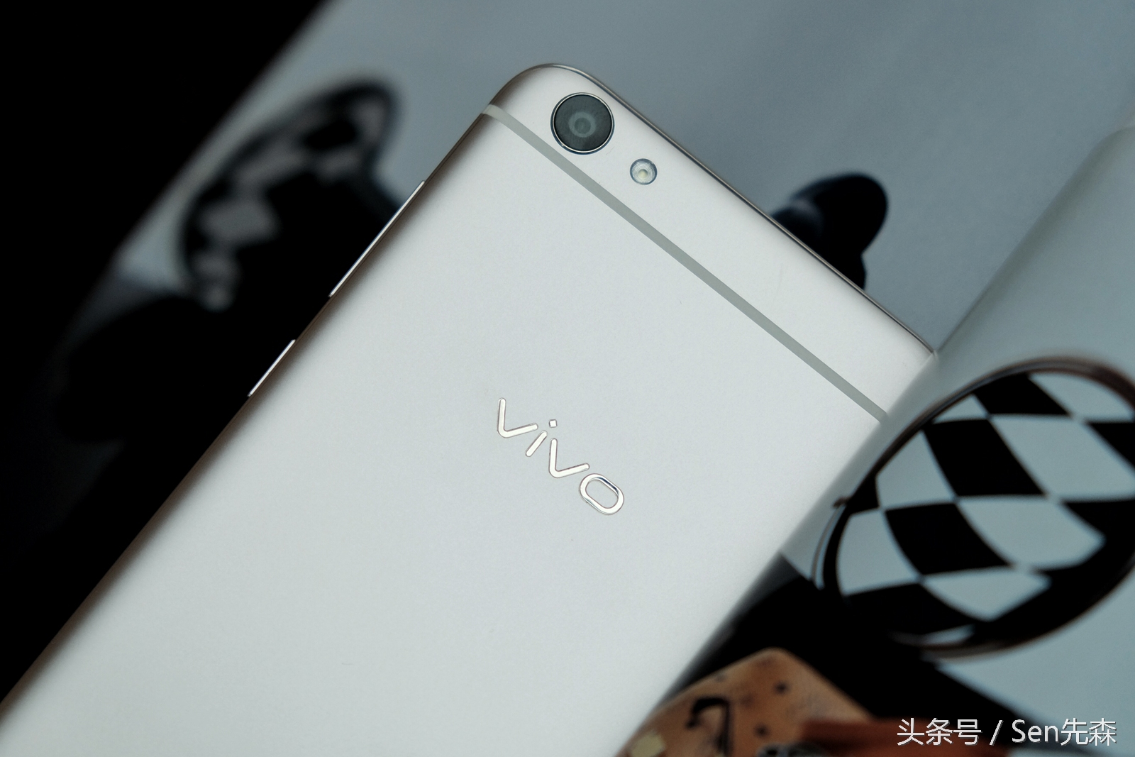 vivo X7前置指纹识别_vivo X7自拍评测_vivox7的机身材质