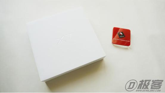 vivox7的机身材质_vivo X7 moonlight柔光灯_vivo X7自拍手机