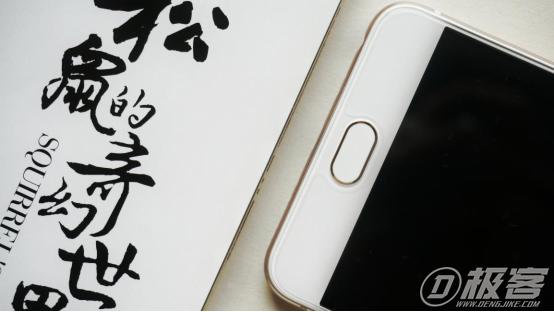 vivo X7自拍手机_vivo X7 moonlight柔光灯_vivox7的机身材质