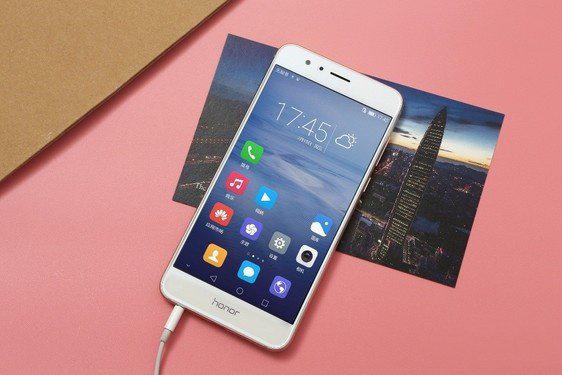 vivox7的机身材质_荣耀8 双面玻璃 激光纹理_vivo X7 金属机身 小屏高颜值